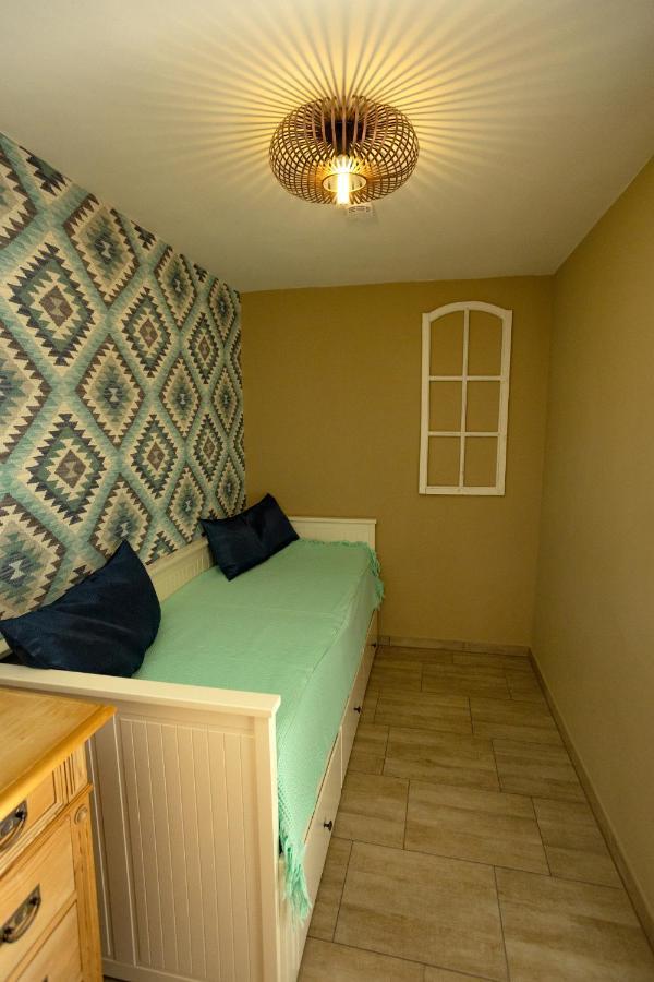 Apartment Burgblick Im Neuffener Tal Mit Sauna Und Wallbox Frickenhausen (Baden-Wurttemberg)